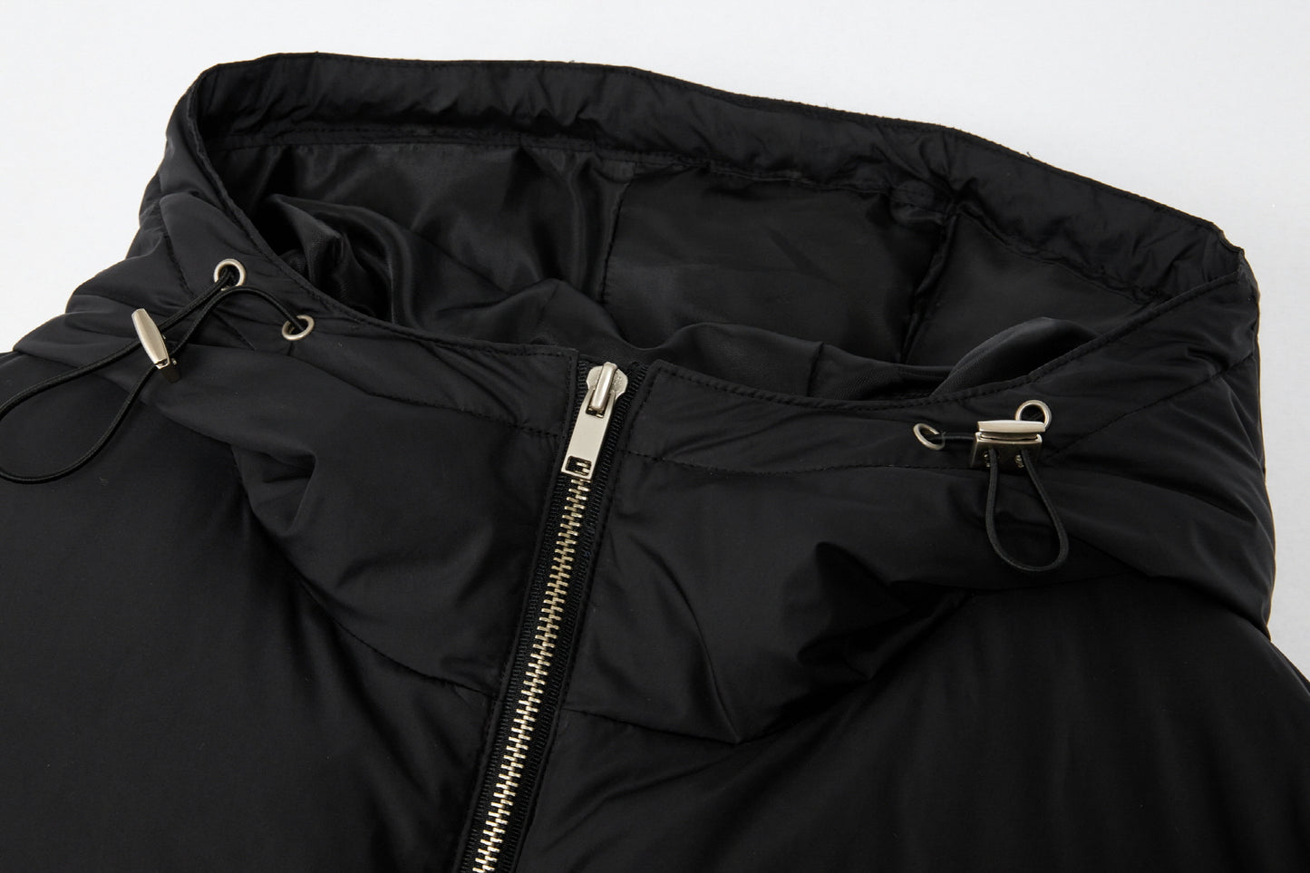 REST & RECREATION -  RR HOOD SHORT DOWN JACKET - BLACK