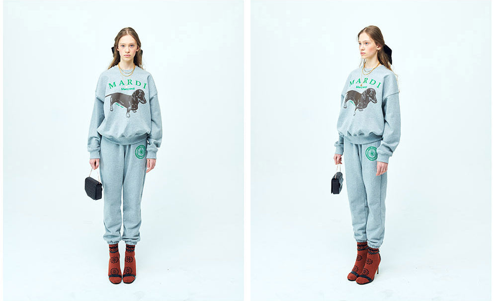 MARDI MERCREDI DDANJI Sweatshirt in Grey: Comfortable