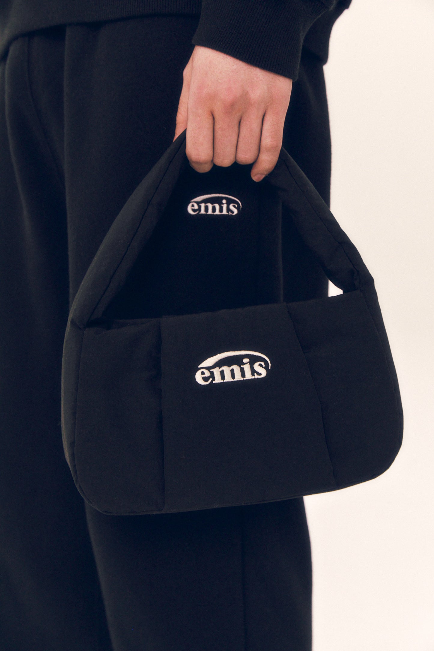 EMIS - PADDED HOBO BAG BLACK