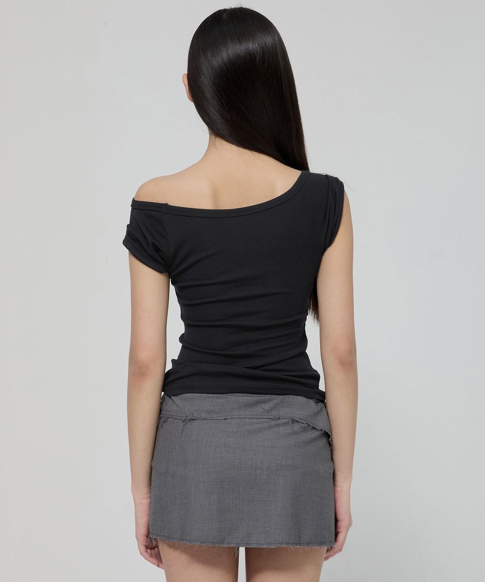 FLAREUP - Draped Top / Black