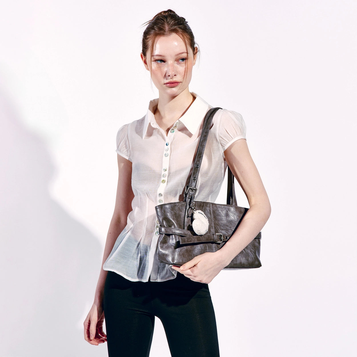 SAMO ONDOH - le belt bag M baked gray
